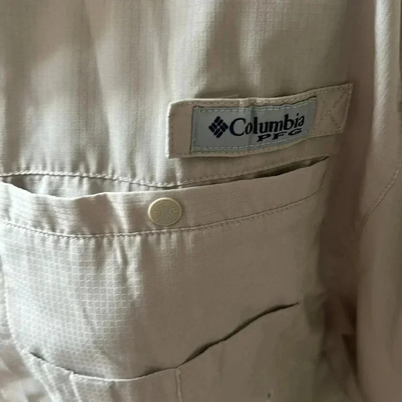 🎣🐟Columbia Vented PFG short Sleeve Button Up Men's Shirt Large - Picture 3 of 7